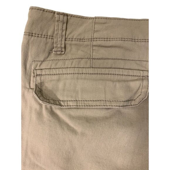 Iron Co. Mens Cargo Shorts 36 Beige - Perfect for Storing Snacks & Secrets - Picture 8 of 9